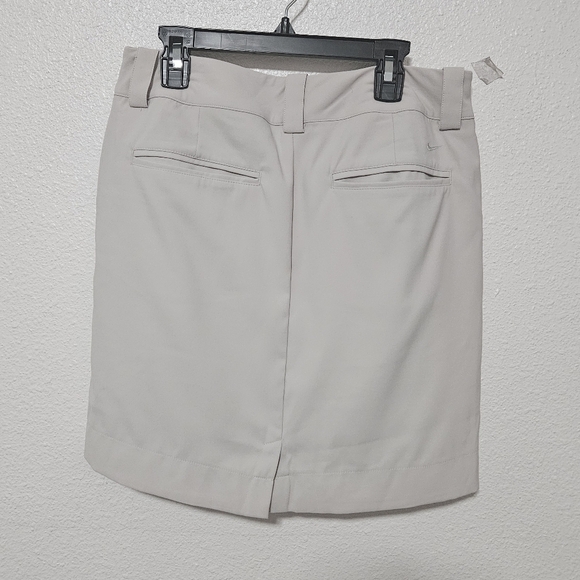Nike Golf Tour performance Beige Skort size 4 - Picture 6 of 8